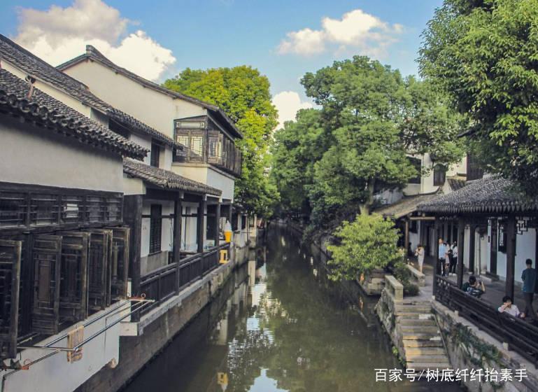 女生怎么追求异地恋男生？女追男的技巧和方法是什么？游戏画面